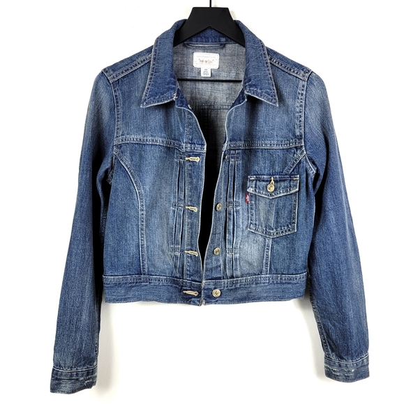 ⬇️$28 Levi's Trucker Cropped Denim Jacket M - Picture 9 of 9
